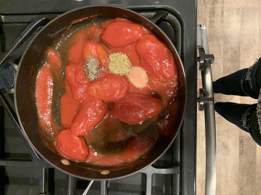 simple tomato sauce